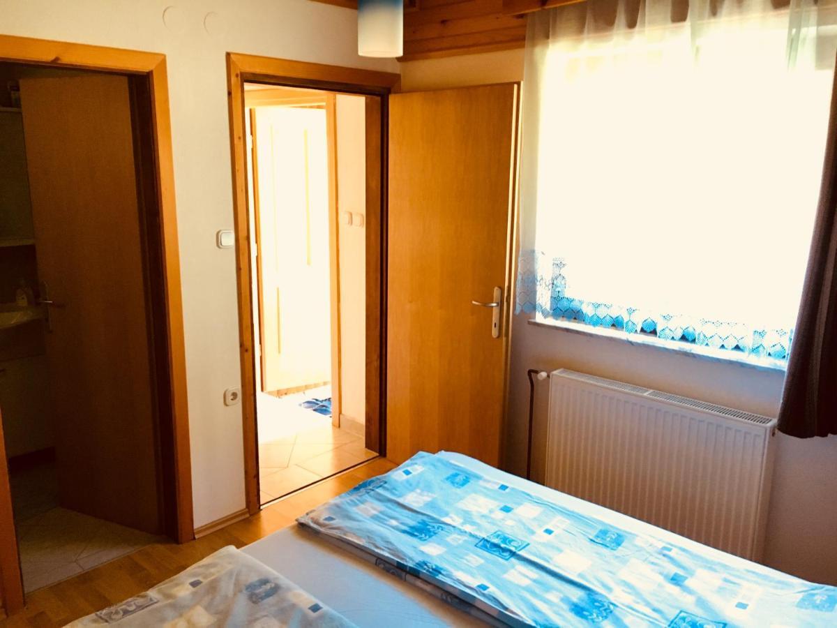 Apartment Tisa Solčava Eksteriør bilde
